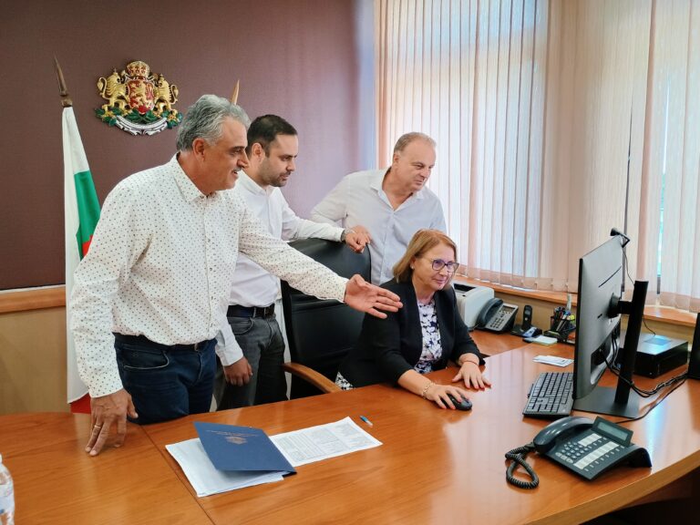 ДИМИТЪР ИВАНОВ В ОБЛАСТНА АДМИНИСТРАЦИЯ
