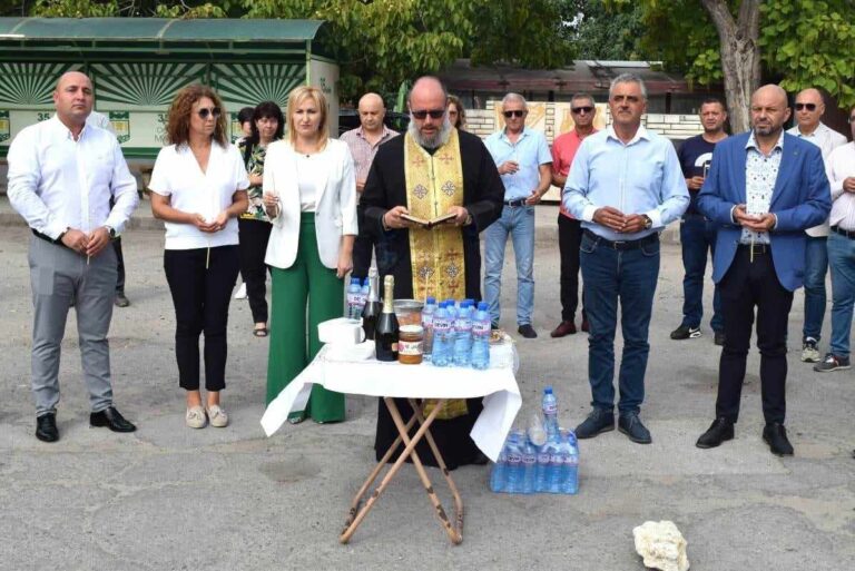 Oсвещаване на новия проект в Калековец