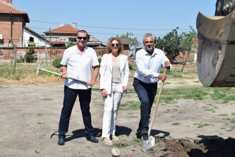 Бенковски първа копка
